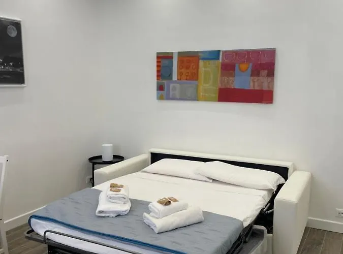 Apartament Appio Near Metro A By Rhr